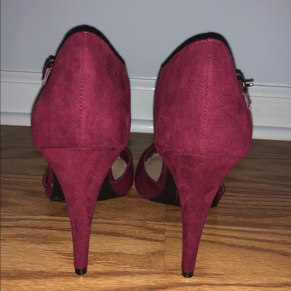 4” Heels Forever 21 - Picture 4 of 7
